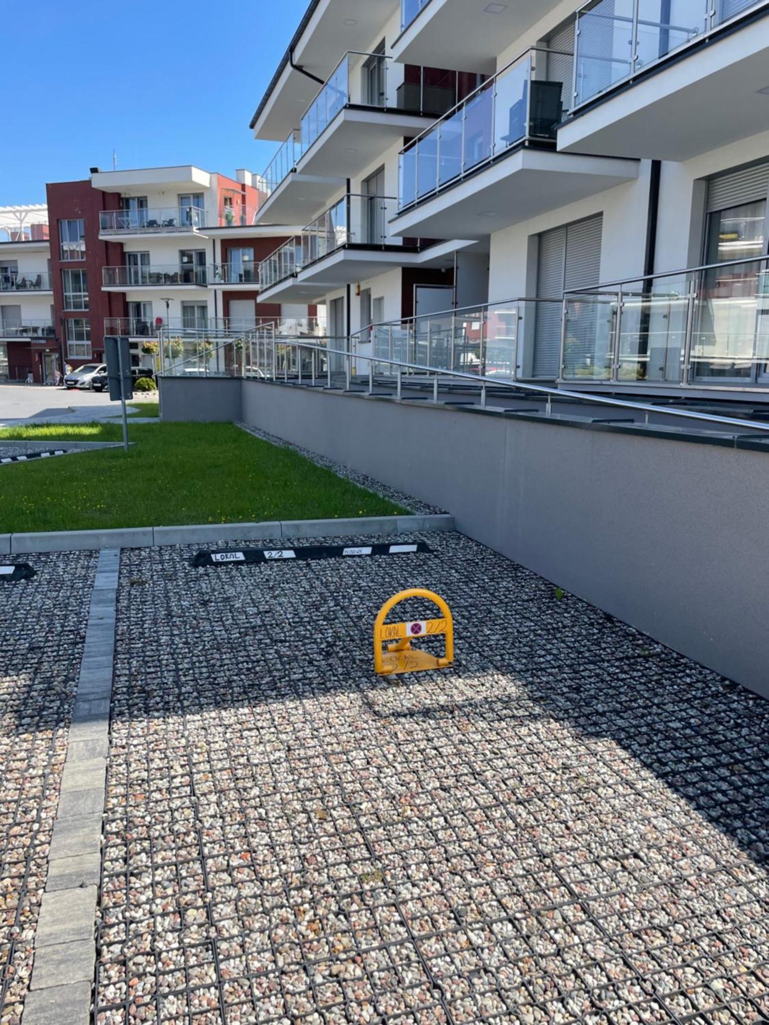 Miodowy Apartament Z Duzym Tarasem W Rewalu, Blisko Morza מראה חיצוני תמונה