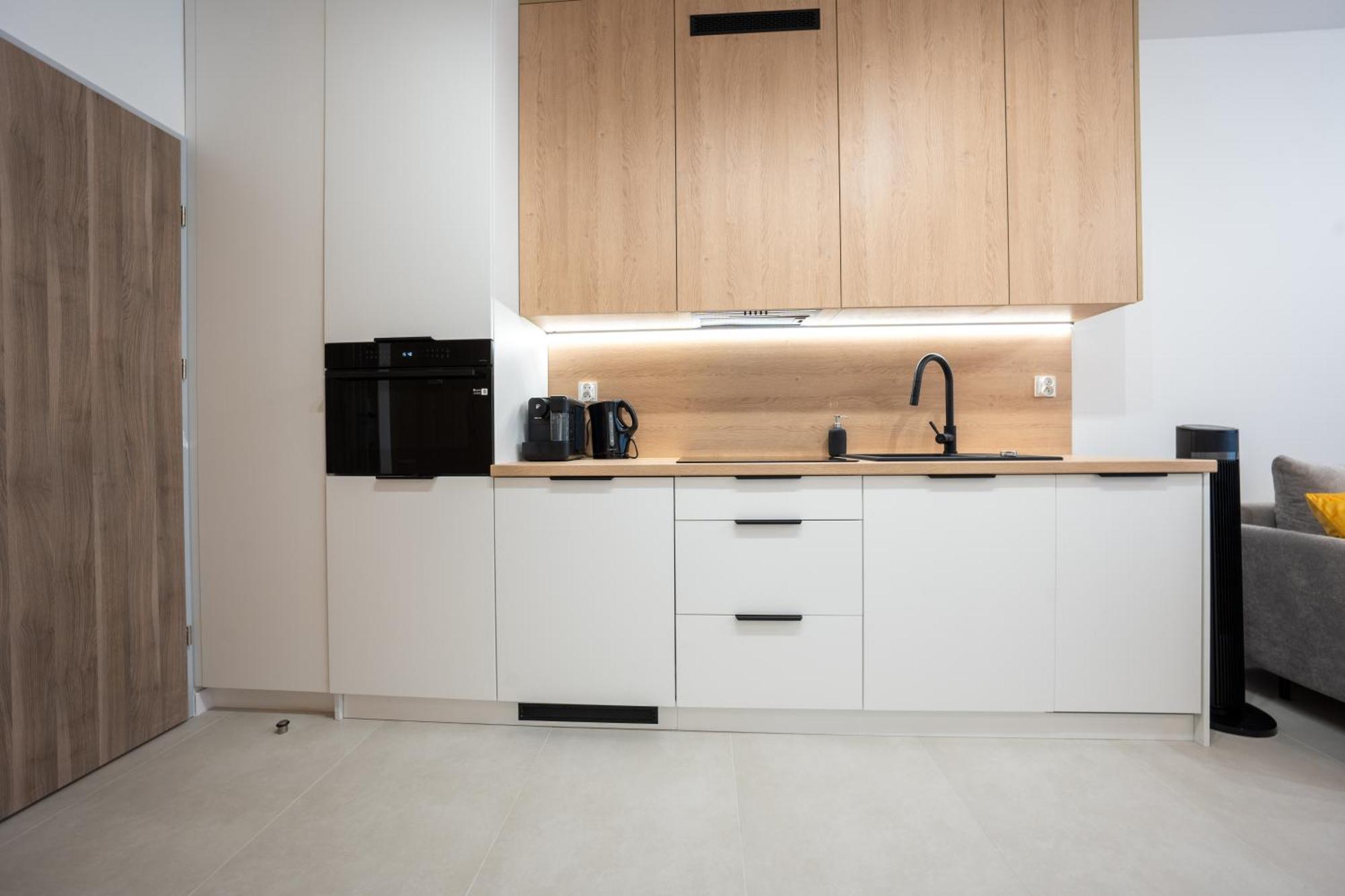 Miodowy Apartament Z Duzym Tarasem W Rewalu, Blisko Morza מראה חיצוני תמונה