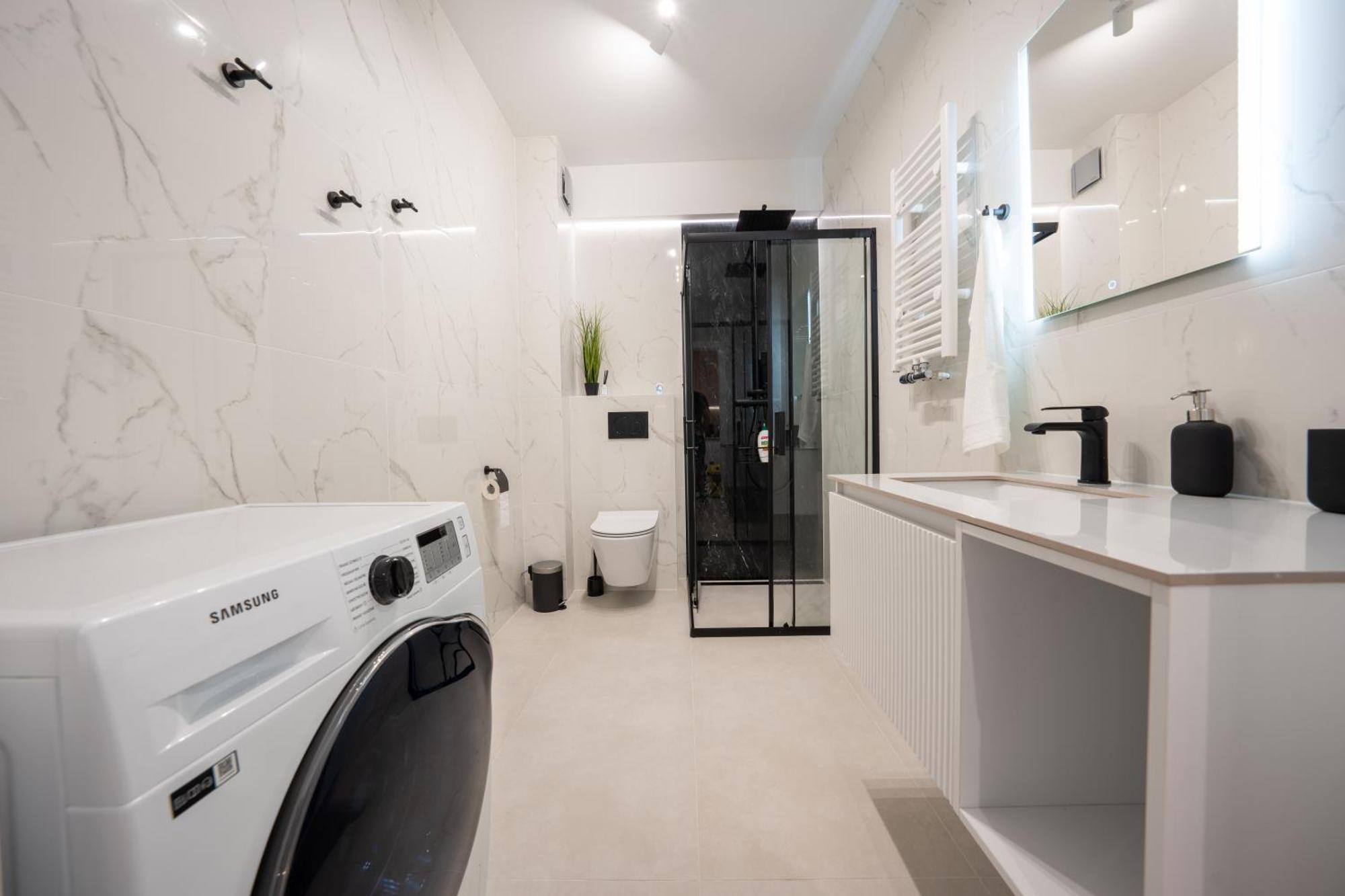 Miodowy Apartament Z Duzym Tarasem W Rewalu, Blisko Morza מראה חיצוני תמונה